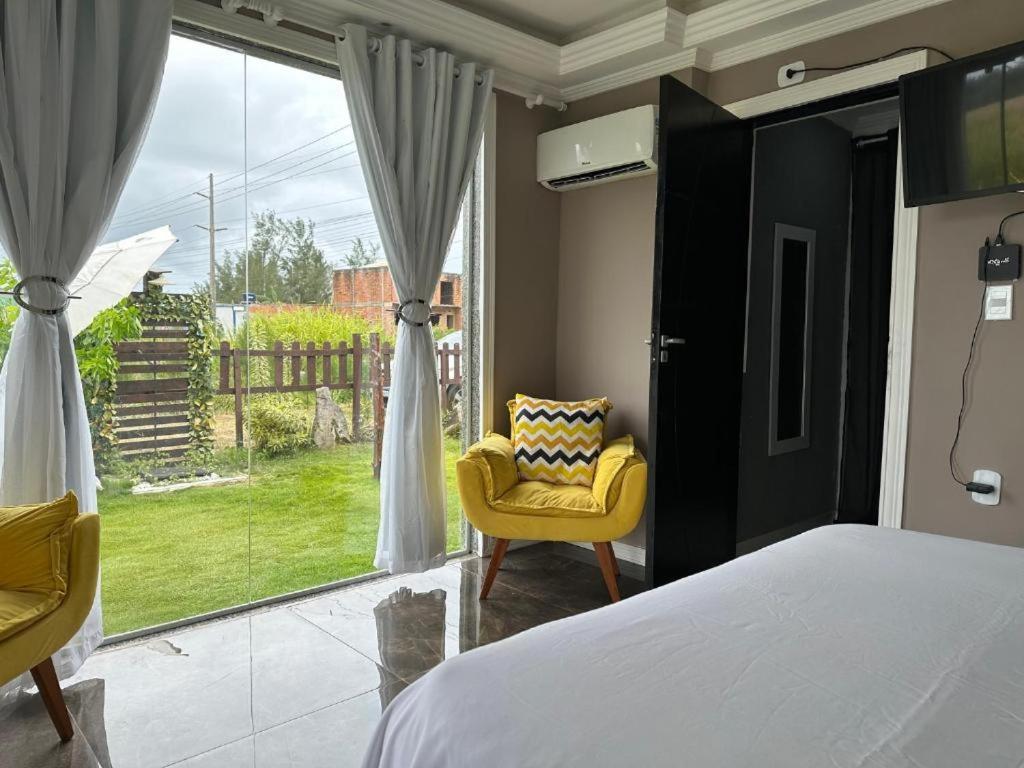 Flat Da Restinga Ofc Hotel Араял до Кабо Екстериор снимка